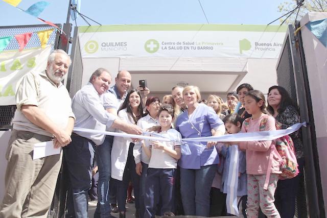 Molina visitó el renovado Centro de Salud La Primavera